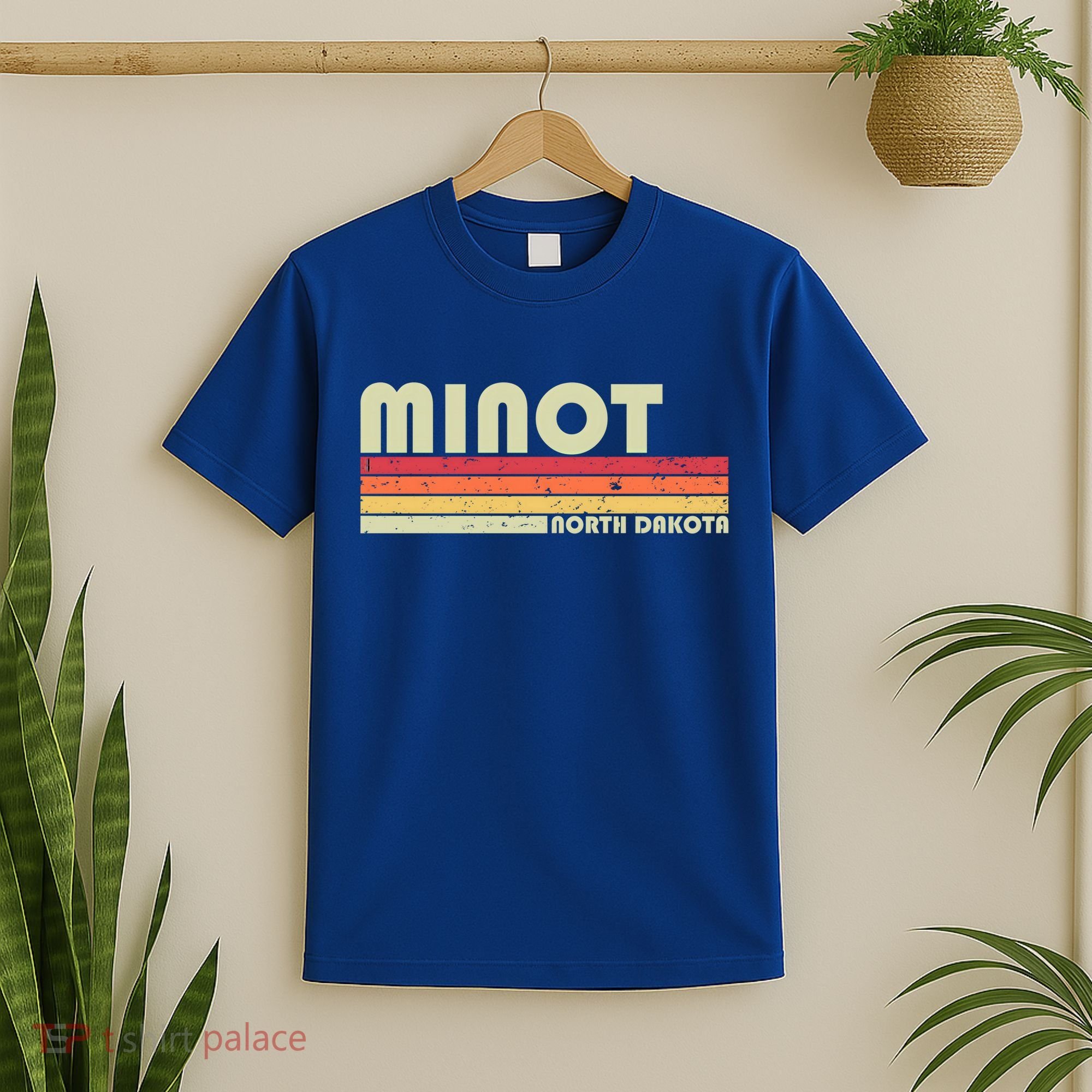 Minot Nd North Dakota Funny City Home Roots Gift Retro 80s Cute Gift T-Shirt