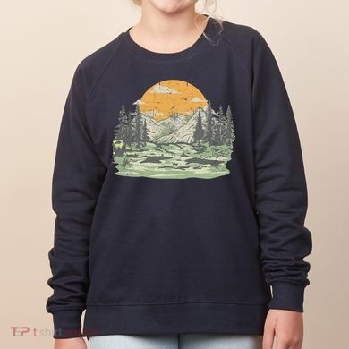 Mountain Nature Sunset Vintage Women's Sweatshirt
