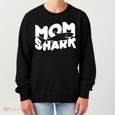 Mom Shark Funny Cute Women's Sweatshirt
