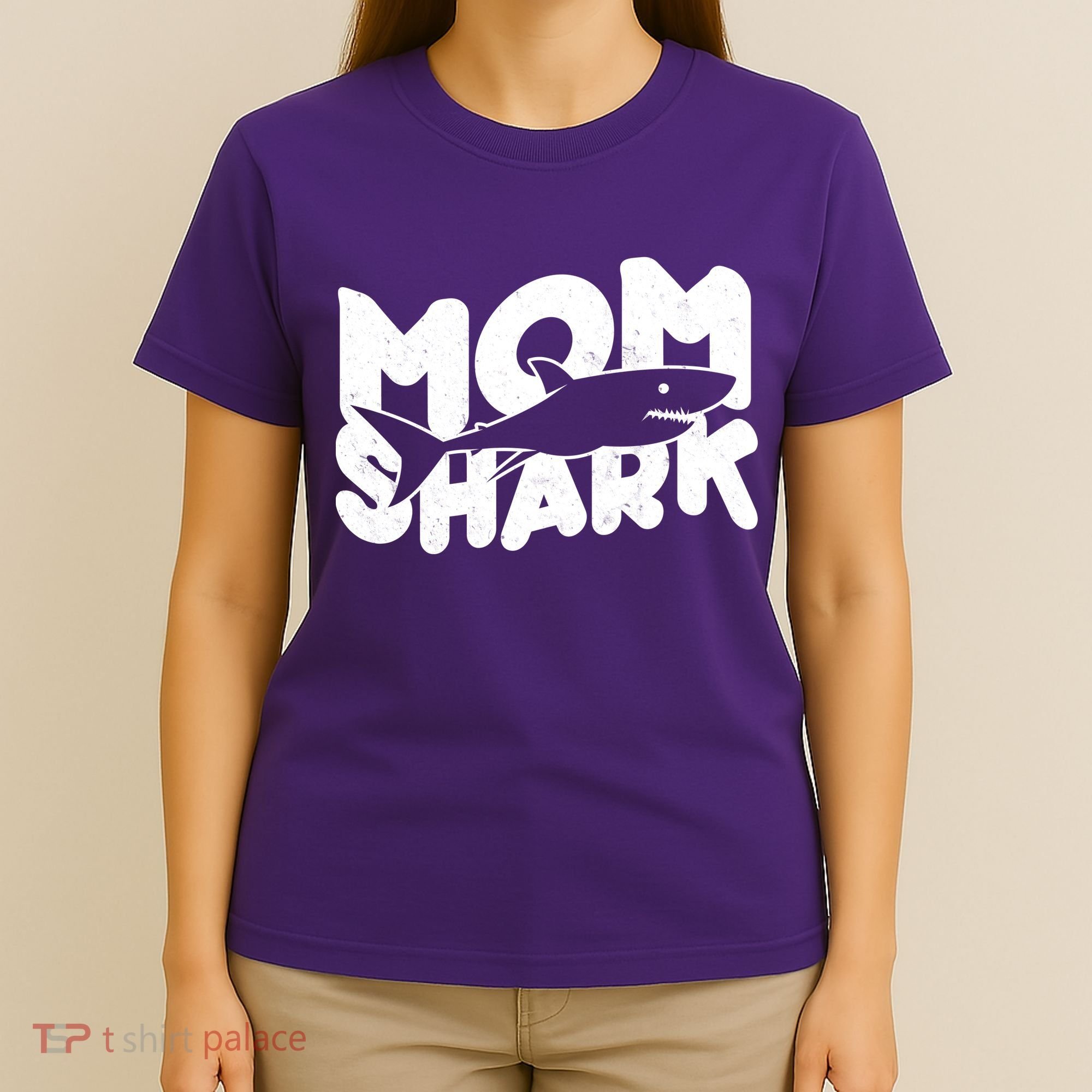 Mom Shark Funny Cute T-Shirt