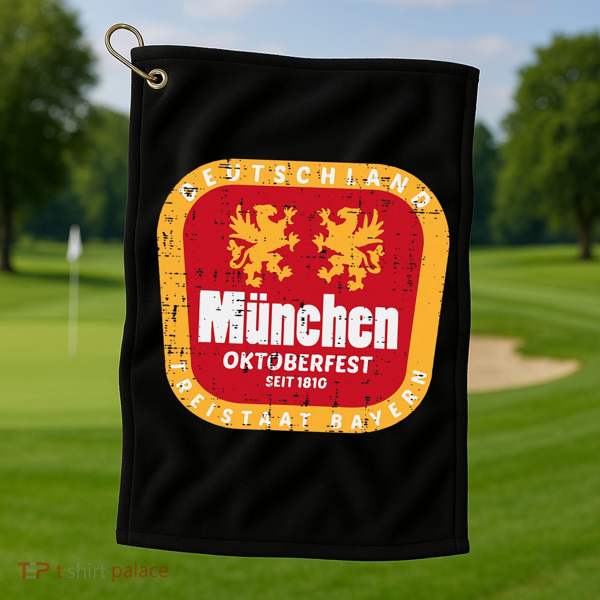 Munchen Oktoberfest Munich Bavarian Germany Golf Towel
