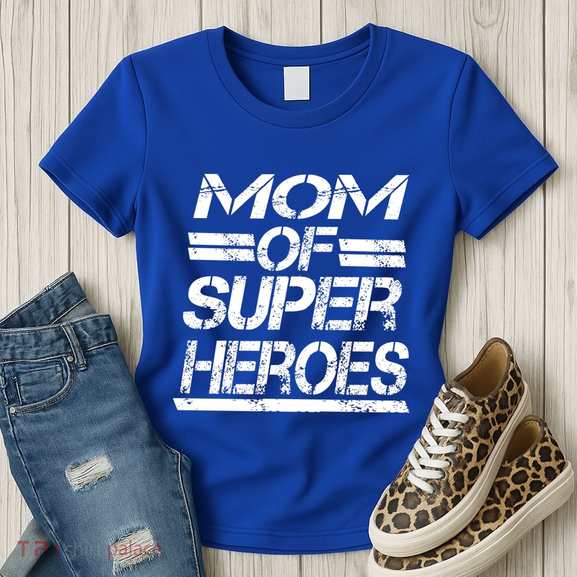 Mom Of Super Heroes For Super Awesome Mom Meaningful Gift Women's T-Shirt