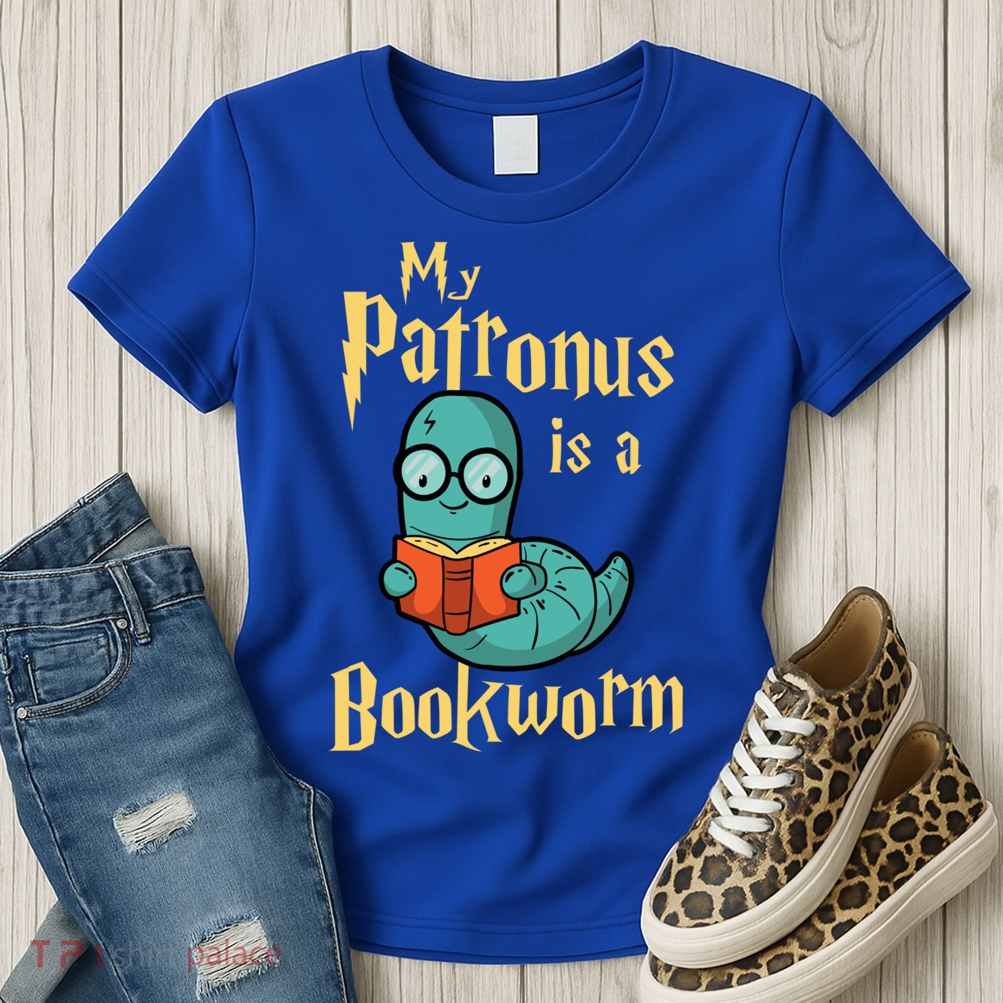 My Patronus Is A Bookworm Gift Funny Book Lover Gift And Reading Great Gift Women's T-Shirt