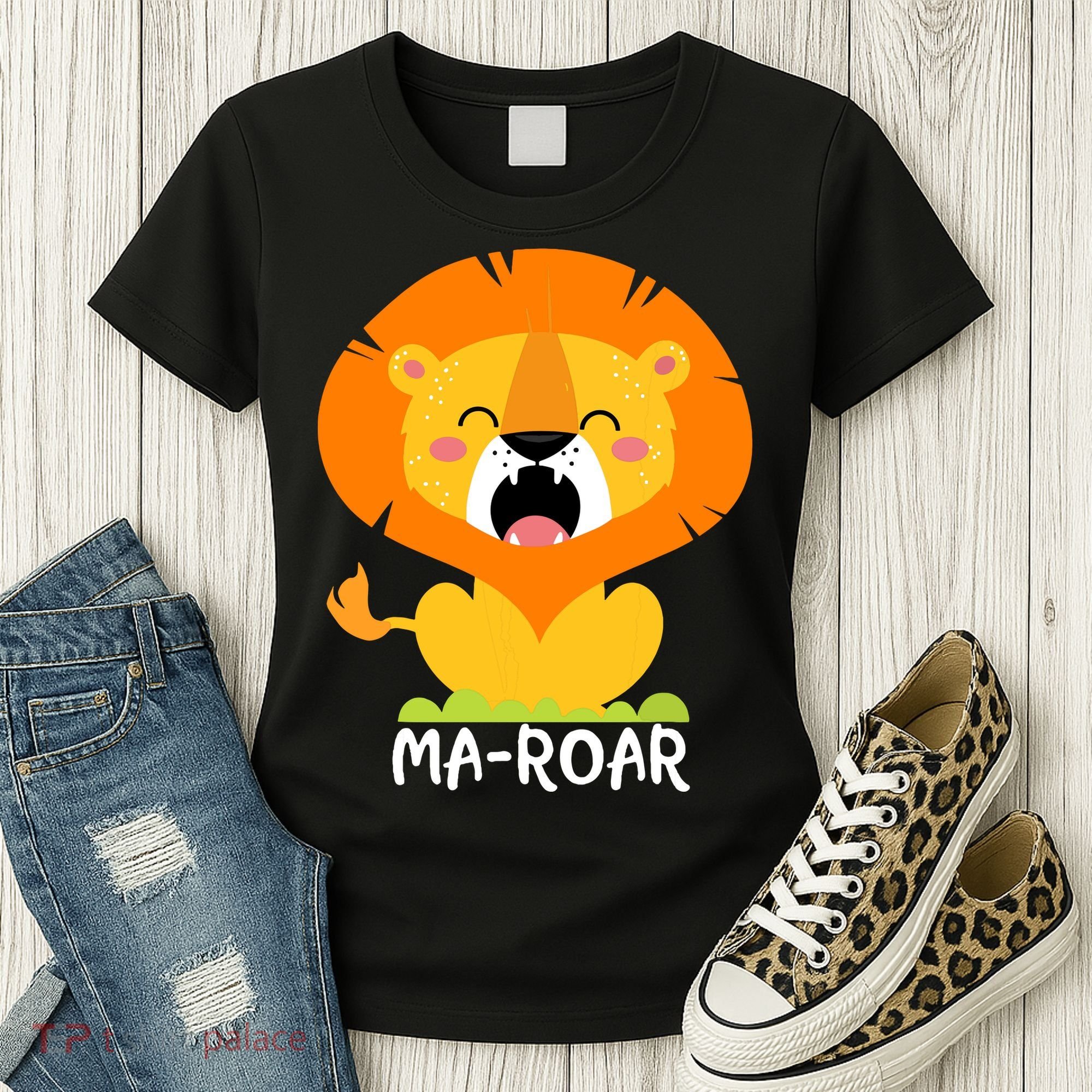 Maroar Passover Jewish Holiday Passover Lion Women's T-Shirt