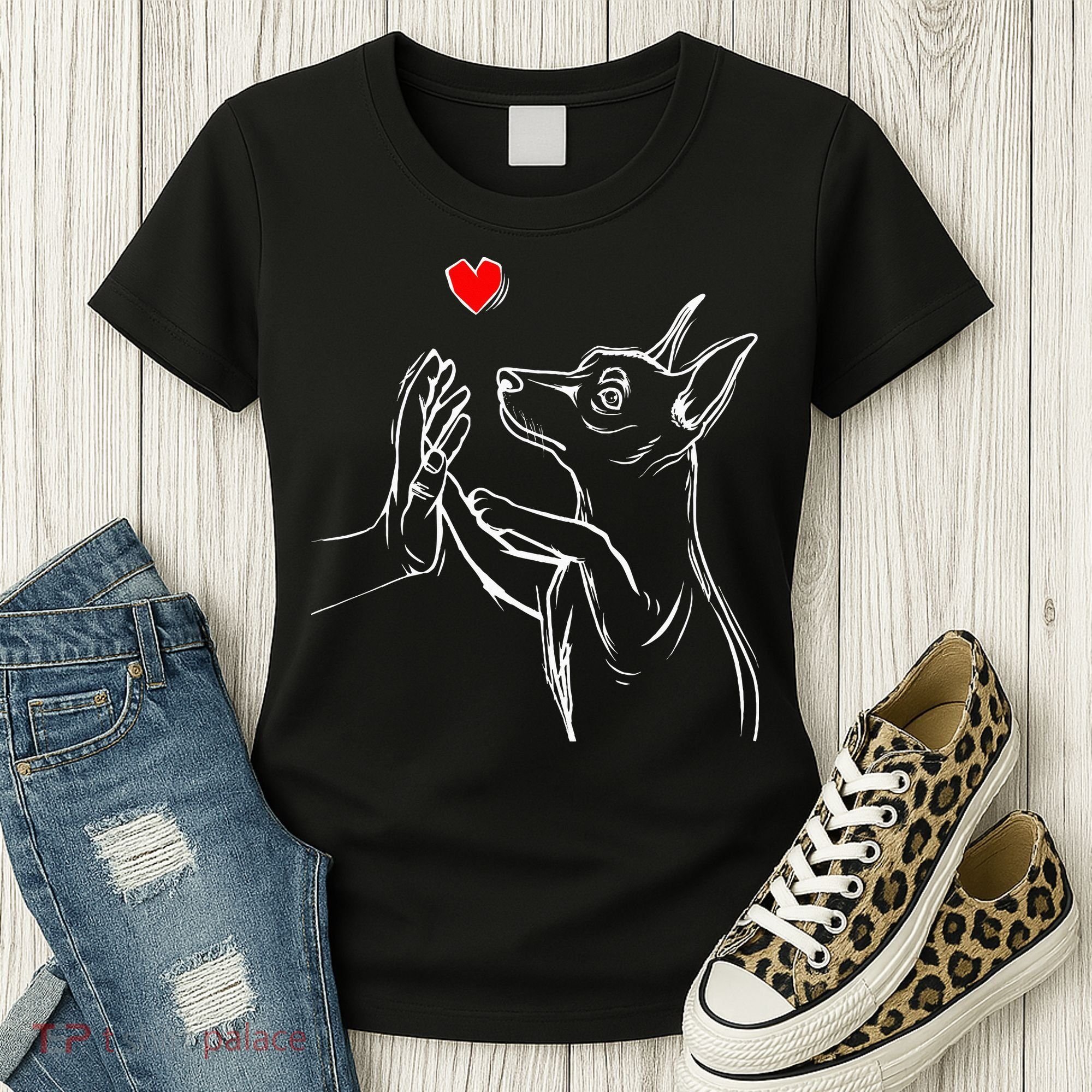 Min Pin Love Miniature Pinscher Dog Mom Women's T-Shirt