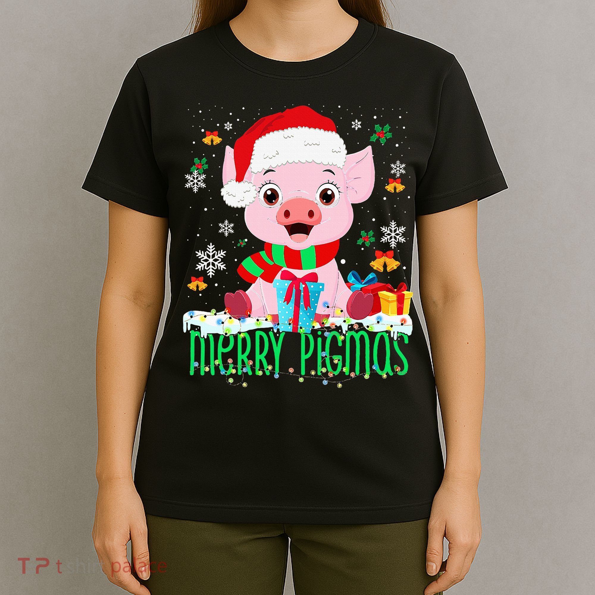 Merry Pigmas Pig Christmas Santa Hat Funny Xmas Light Farmer T-Shirt