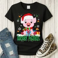 Merry Pigmas Pig Christmas Santa Hat Funny Xmas Light Farmer Women's T-Shirt thumb 3