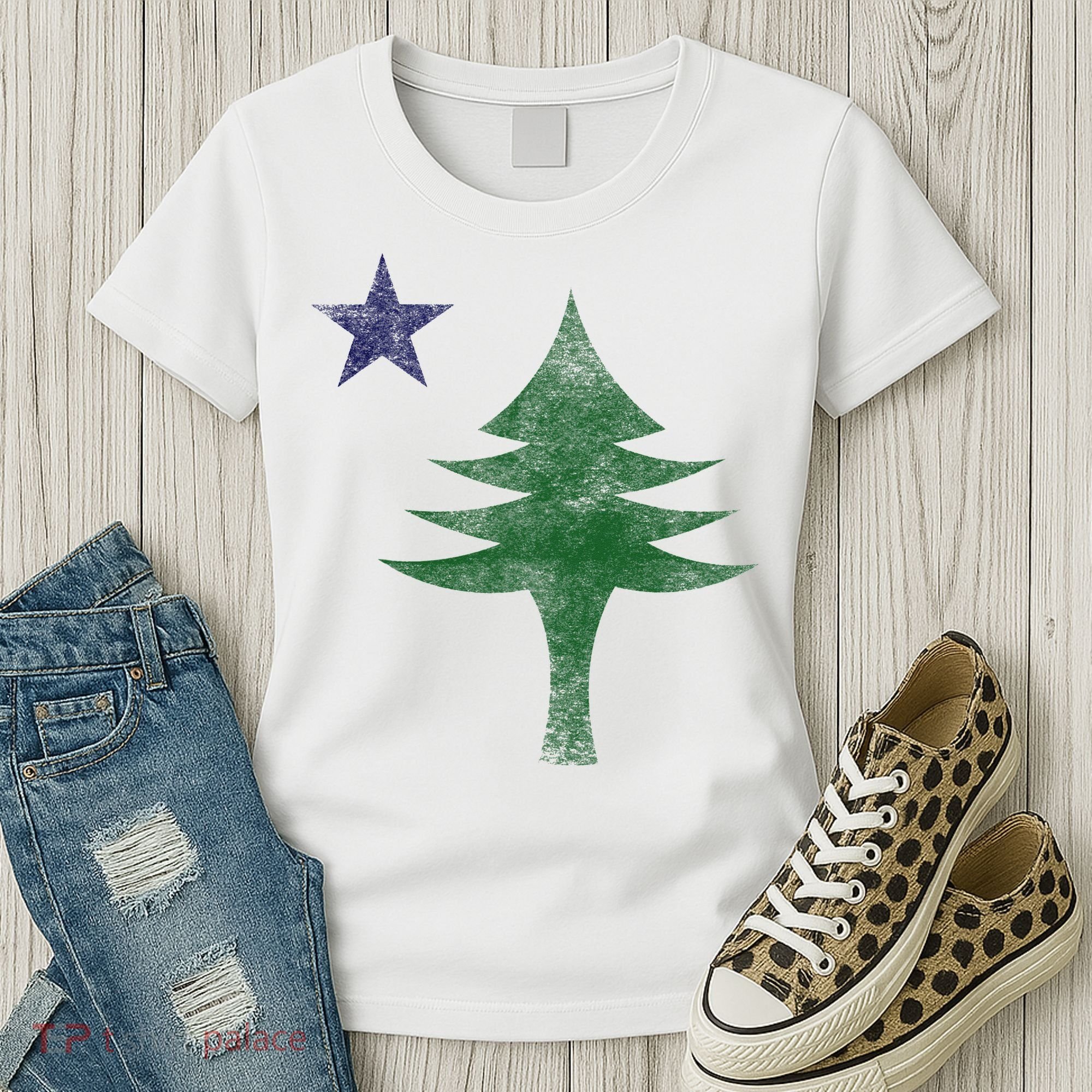 Maine Pine Tree Flag Big Style – Modern 1901 State Flag Women's T-Shirt