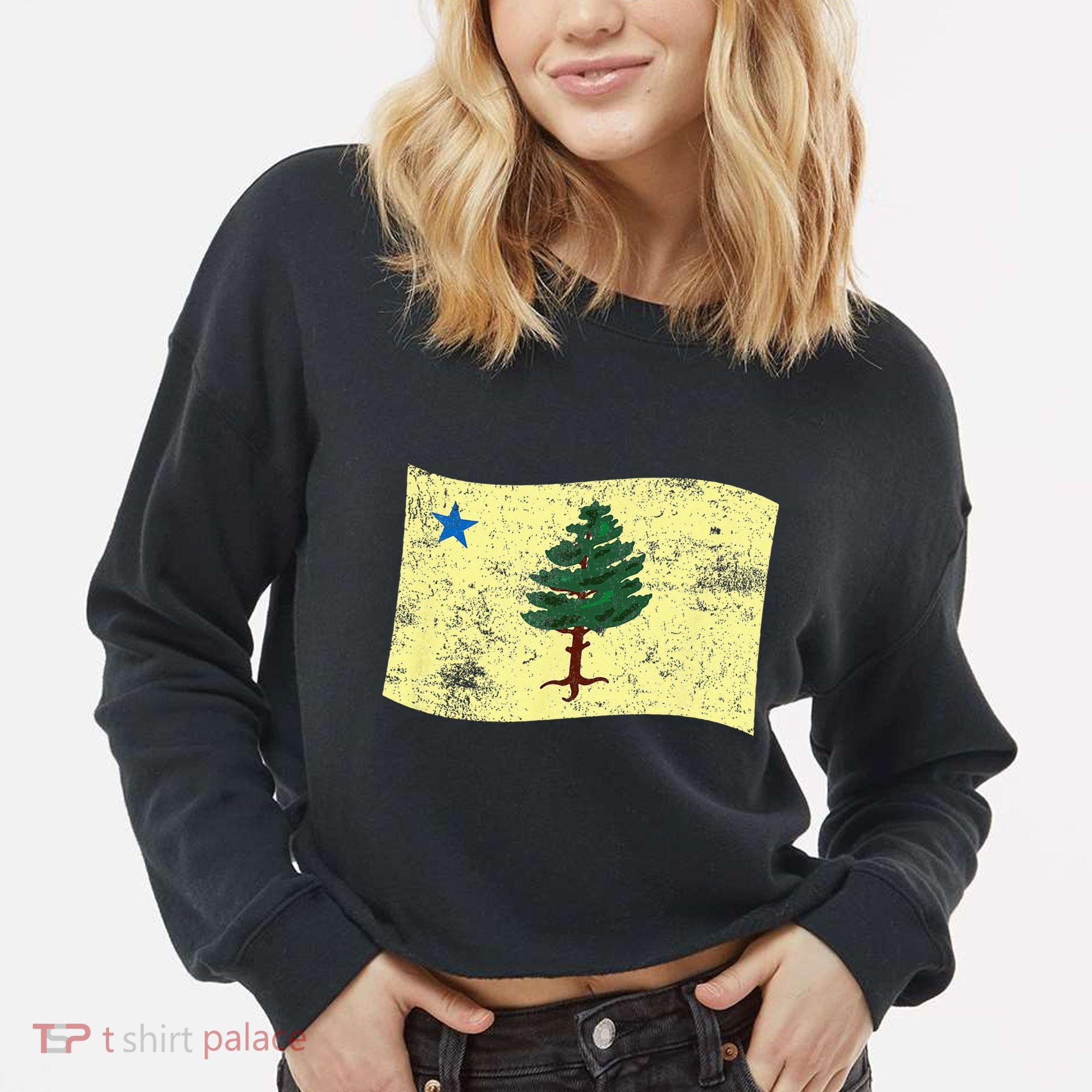Maine Pine Tree Flag 1901 – First State Flag Cropped Pullover Crew