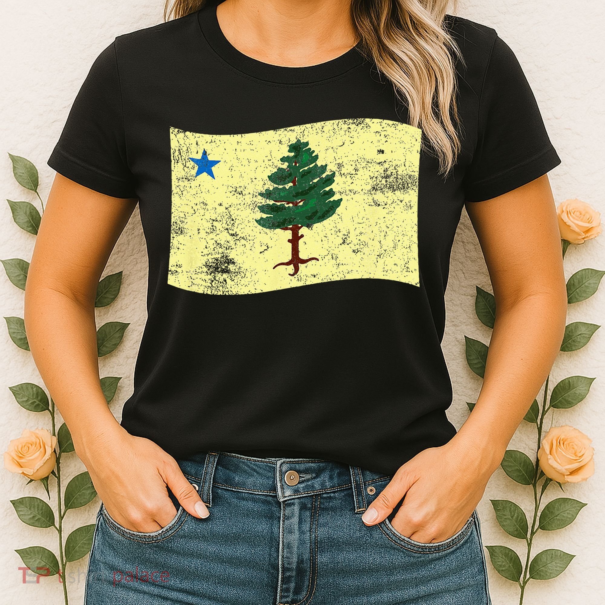 Maine Pine Tree Flag 1901 – First State Flag Women's T-Shirt