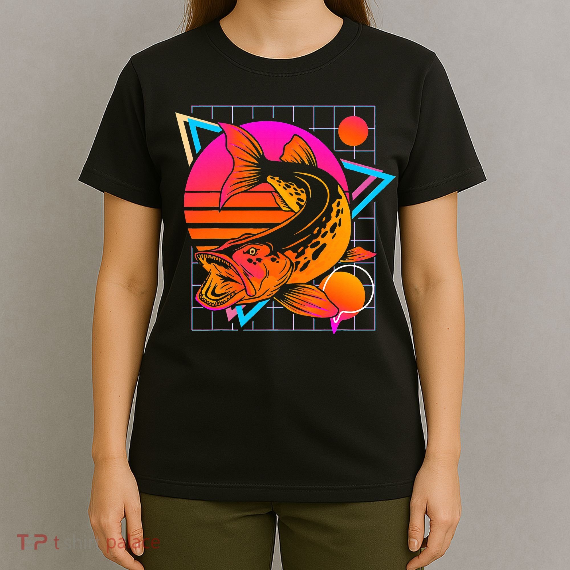 Musky Retro 80s Style Vintage Pike Fishing T-Shirt