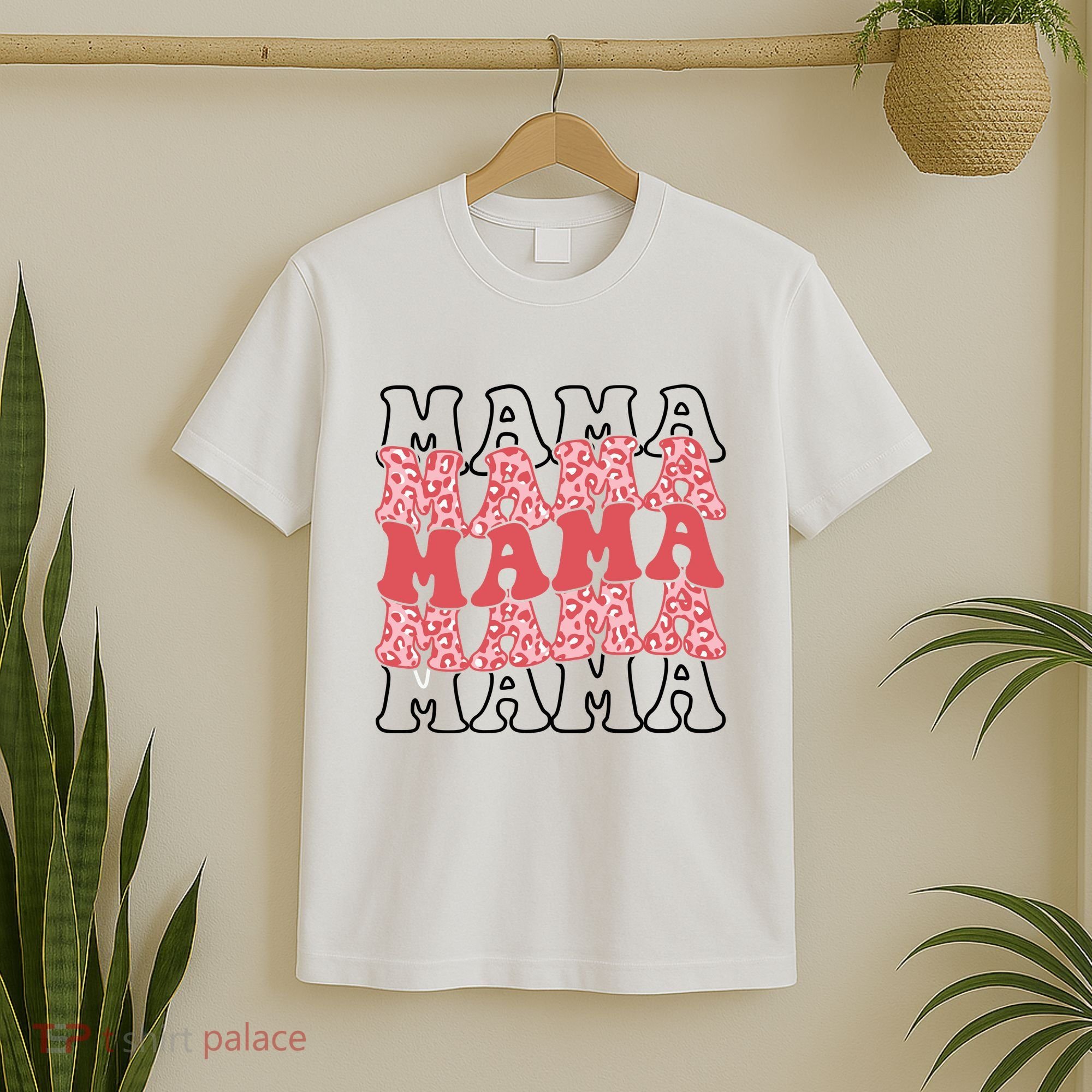 Mama Retro Groovy Cheetah Gift T-Shirt