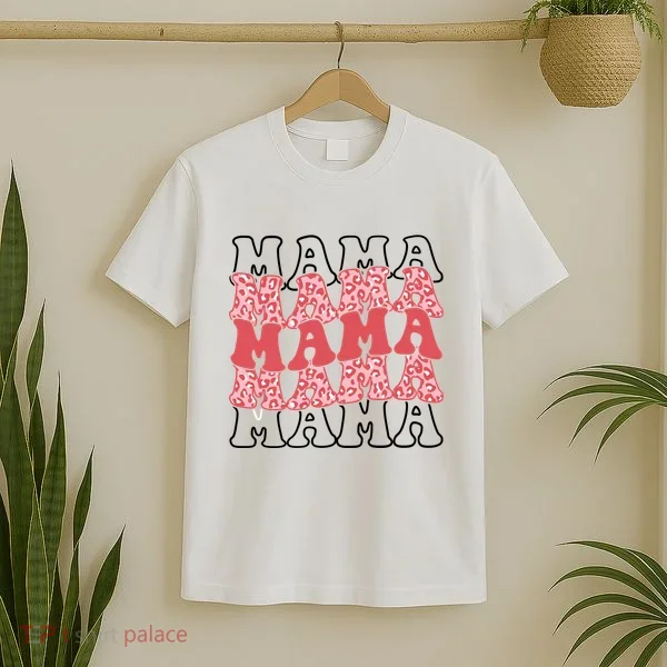 Mama Retro Groovy Cheetah Gift T-Shirt
