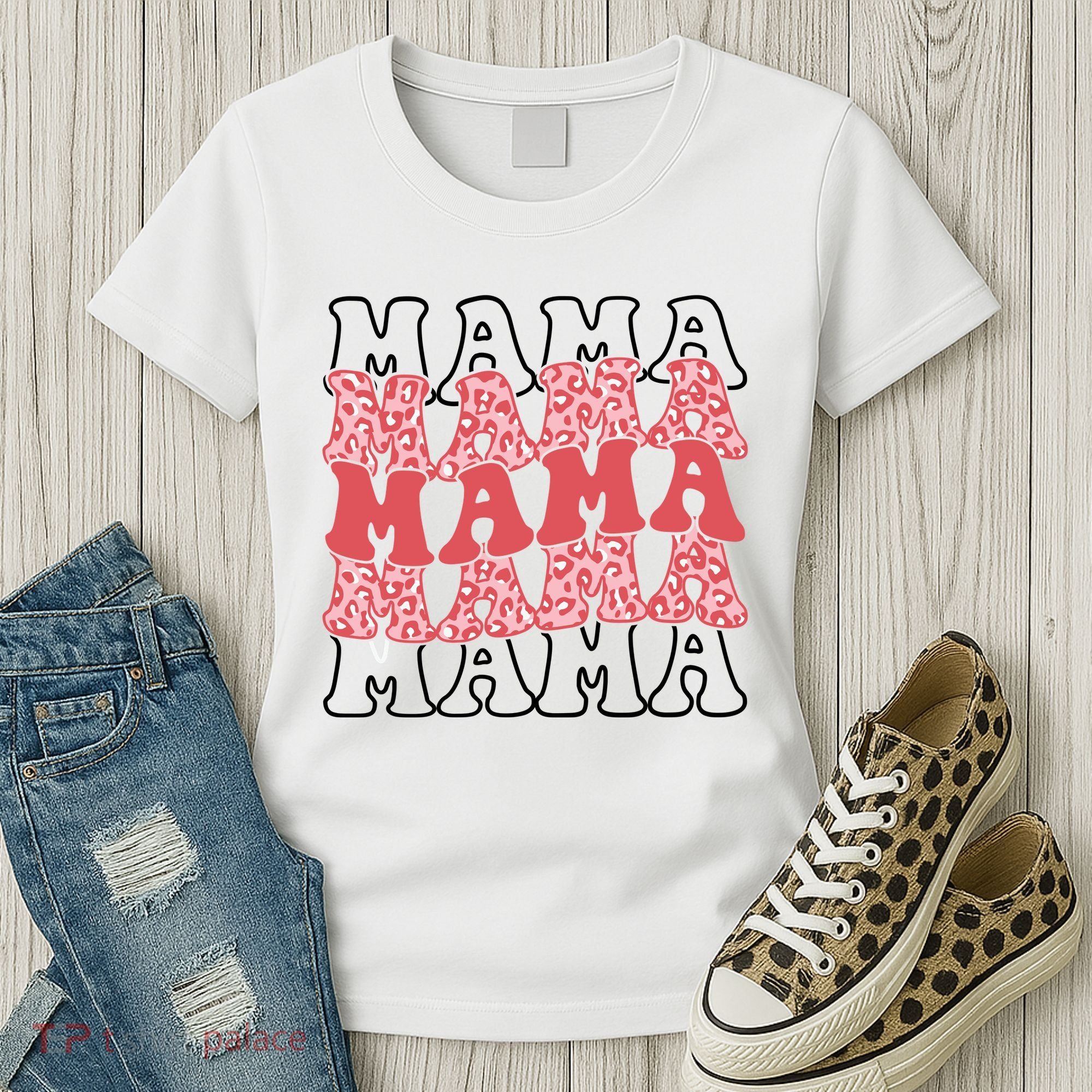 Mama Retro Groovy Cheetah Gift Women's T-Shirt