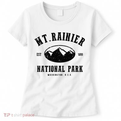 Mt. Rainier National Park Love Hiking Wanderlust Women's T-Shirt