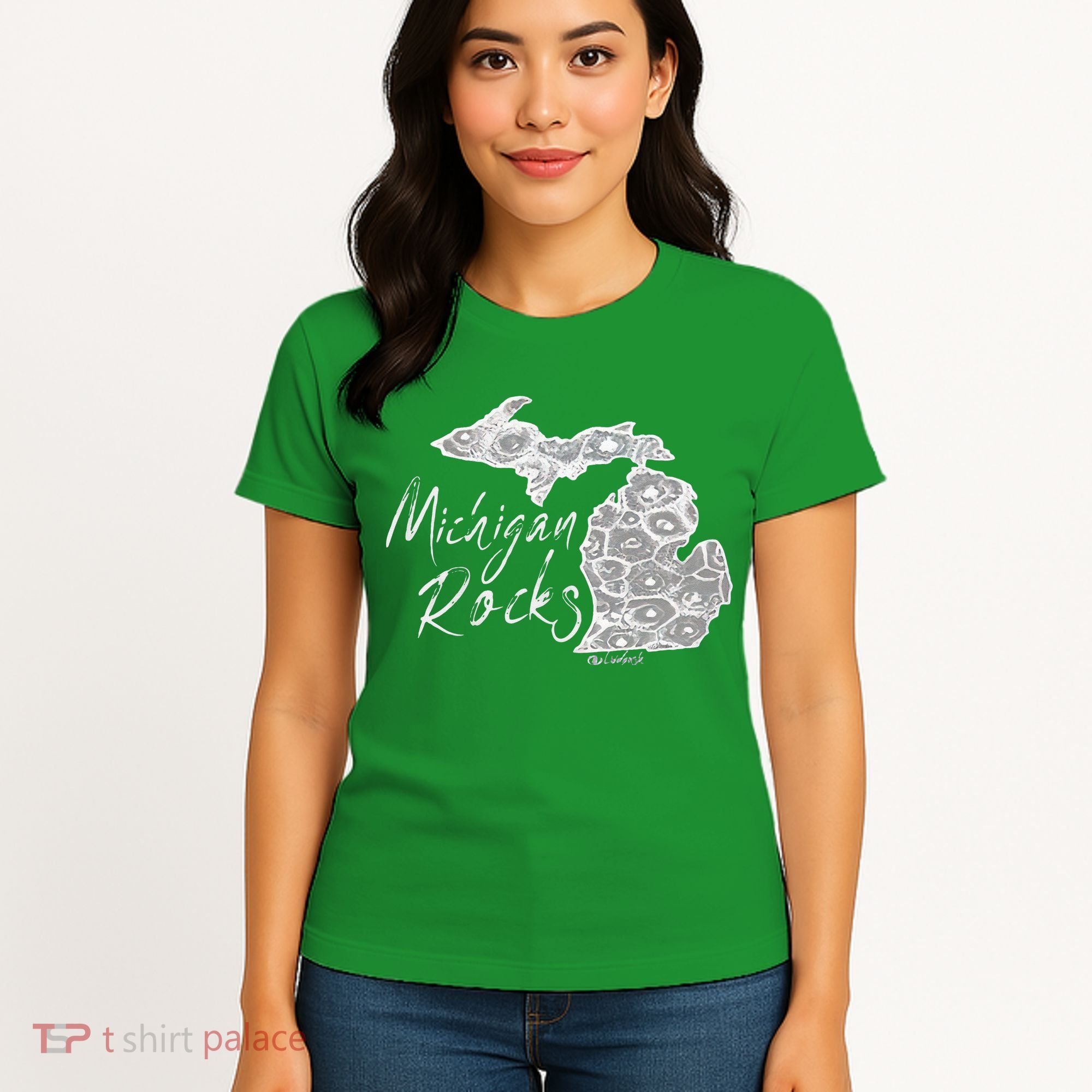 MICHIGAN ROCKS PETOSKEY STONE Women's T-Shirt