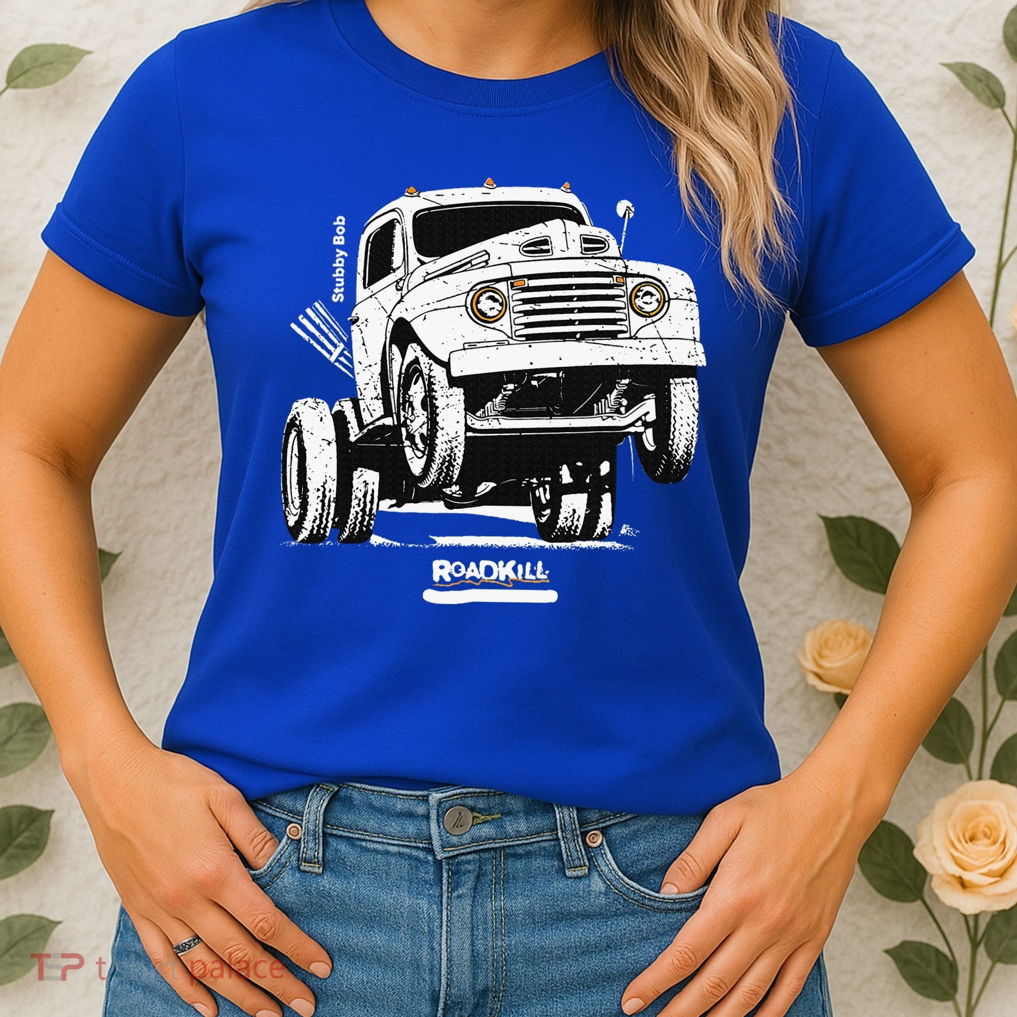 Motortrend Roadkill Stubby Bob Women's T-Shirt