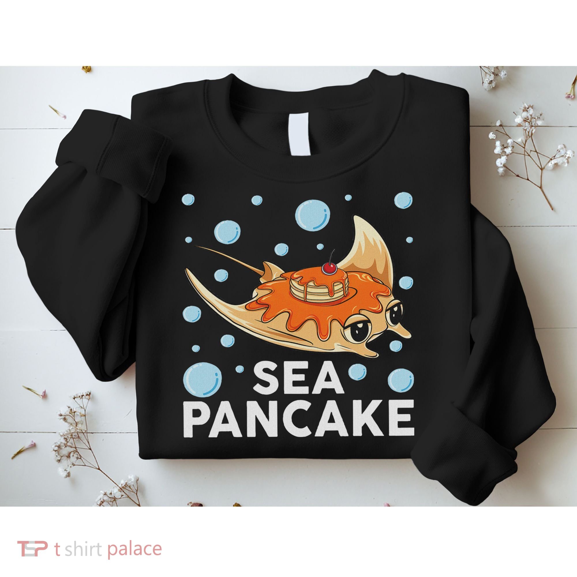 Manta Ray Stingray Fish Pancake Cake Ocean Biologist Sweatshirt