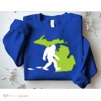 Michigan State Bigfoot Hunter Gift Great Gift Sweatshirt thumb 2
