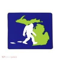 Michigan State Bigfoot Hunter Gift Great Gift Mousepad thumb 0