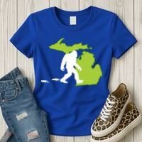 Michigan State Bigfoot Hunter Gift Great Gift Women's T-Shirt thumb 3