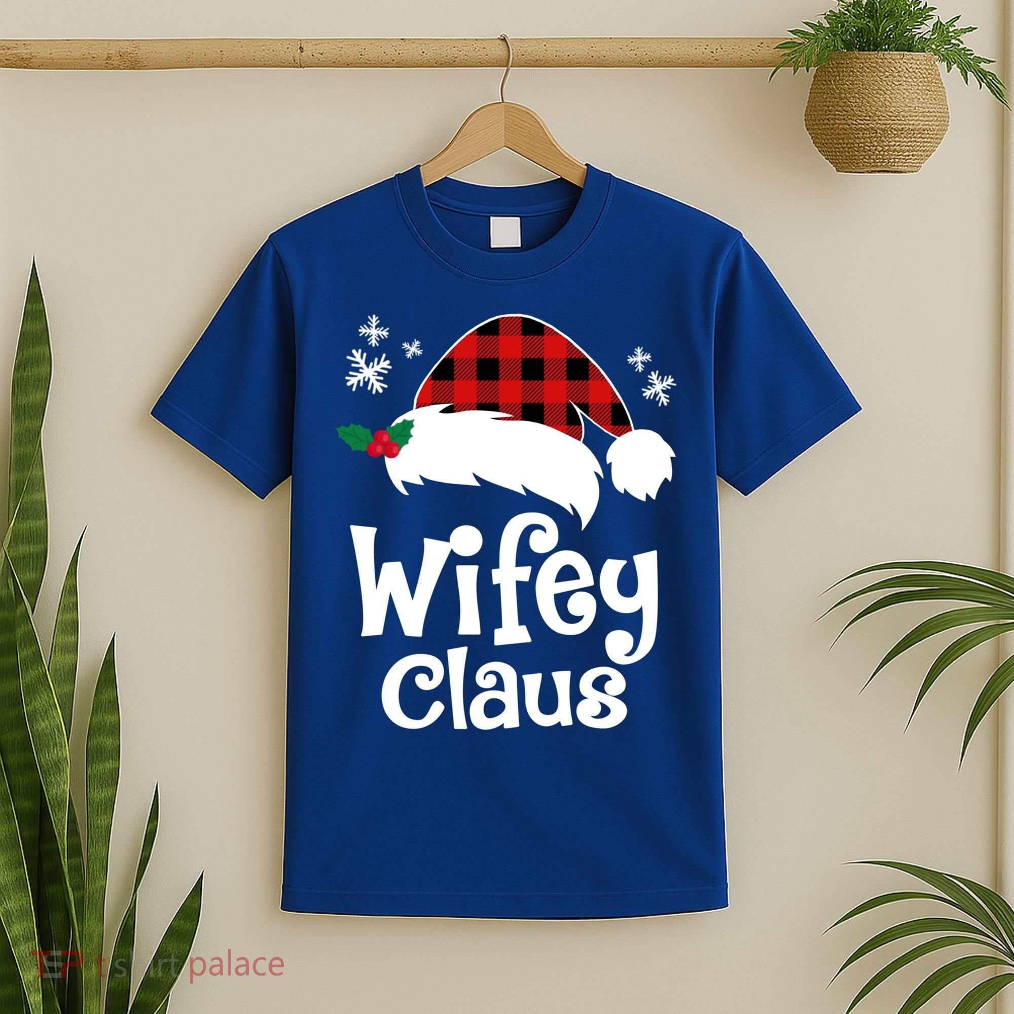 Mrs Santa Claus Funny Christmas Matching Couple Wife Fiance Gift T-Shirt