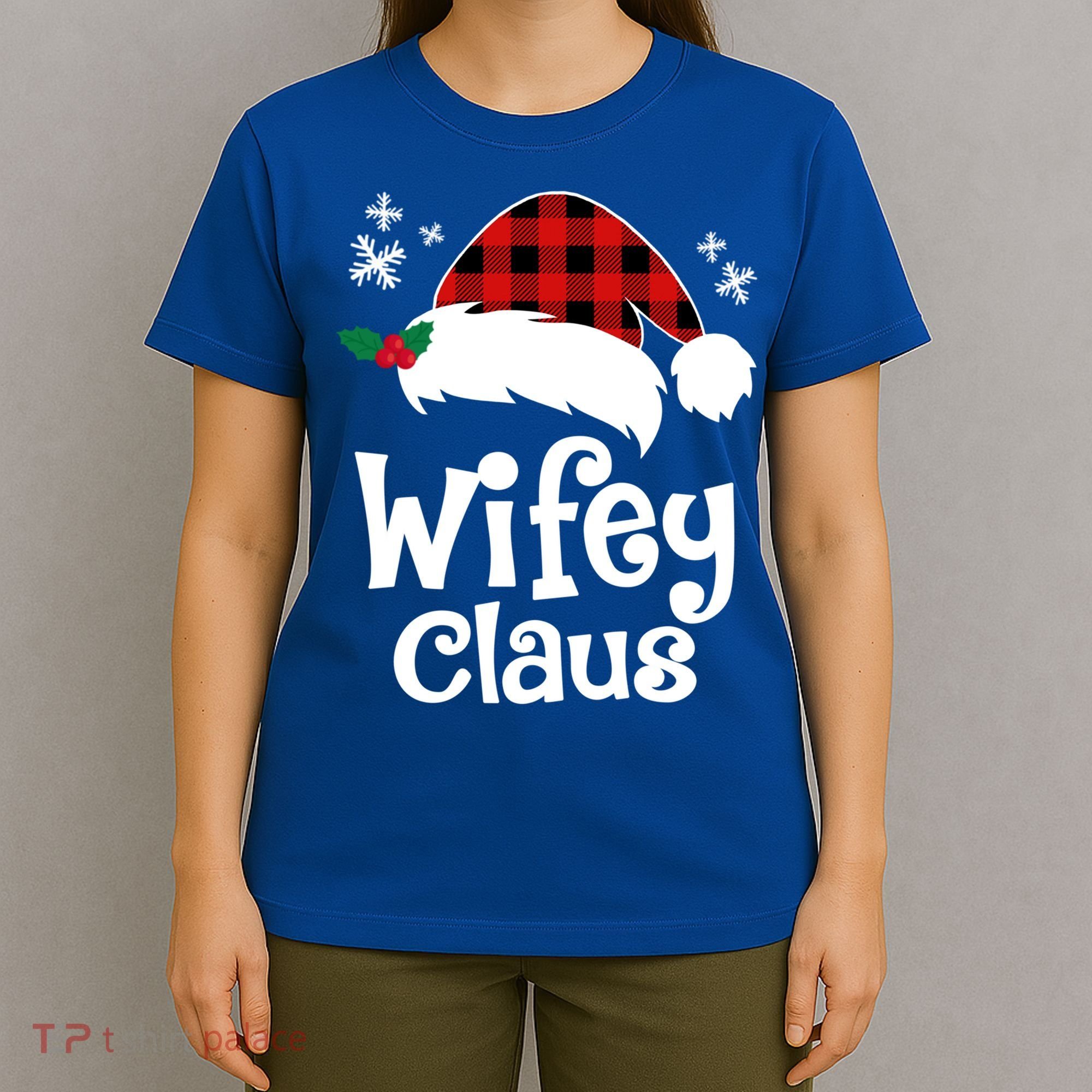 Mrs Santa Claus Funny Christmas Matching Couple Wife Fiance Gift T-Shirt