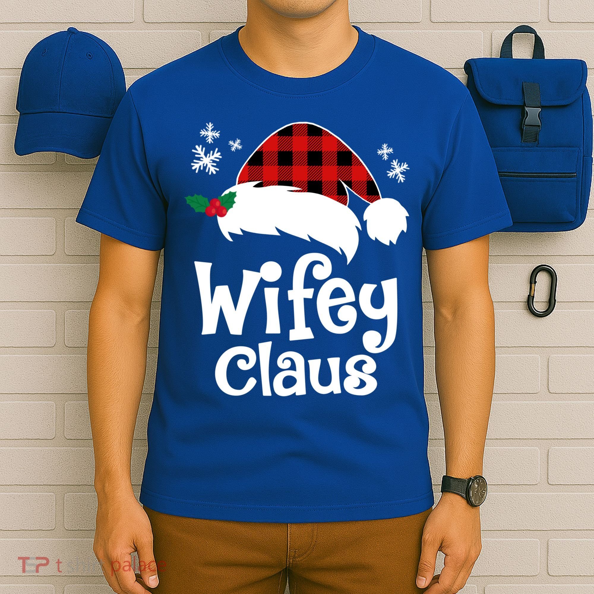 Mrs Santa Claus Funny Christmas Matching Couple Wife Fiance Gift T-Shirt