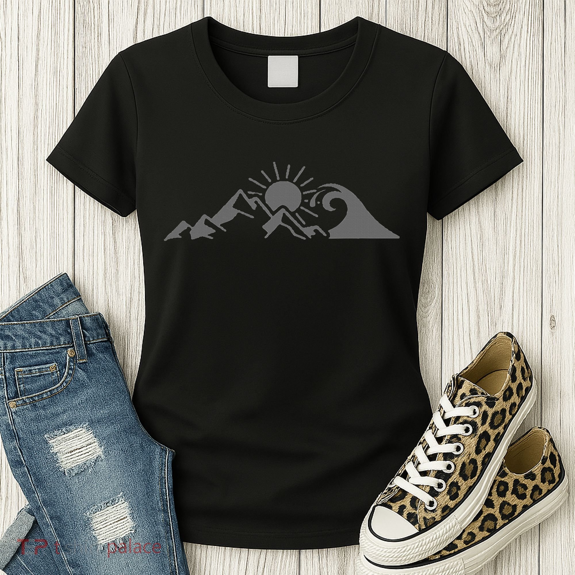 Mountains & Sea Hiking Surfer Climbing Hiker Nature Outdoor Women's T-Shirt