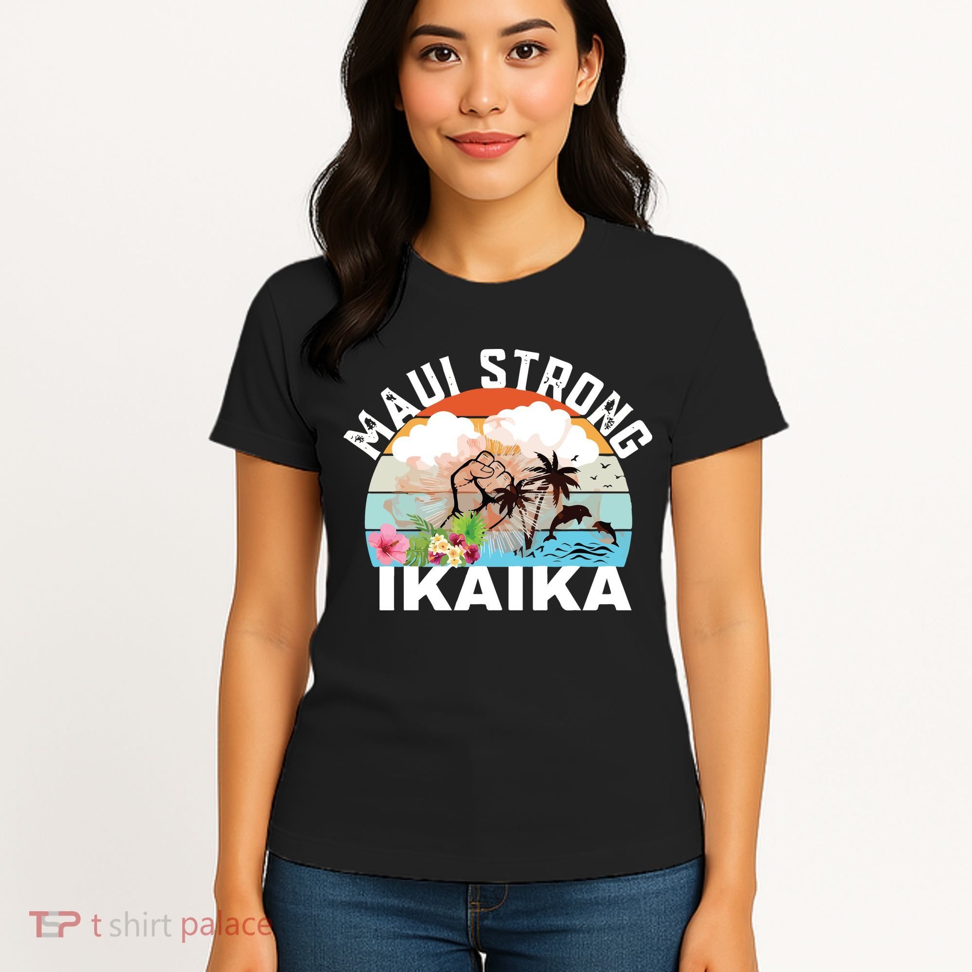 Maui Strong Ikaika Lahaina Banyan Tree Maui Hawaii Shoreline Women's T-Shirt