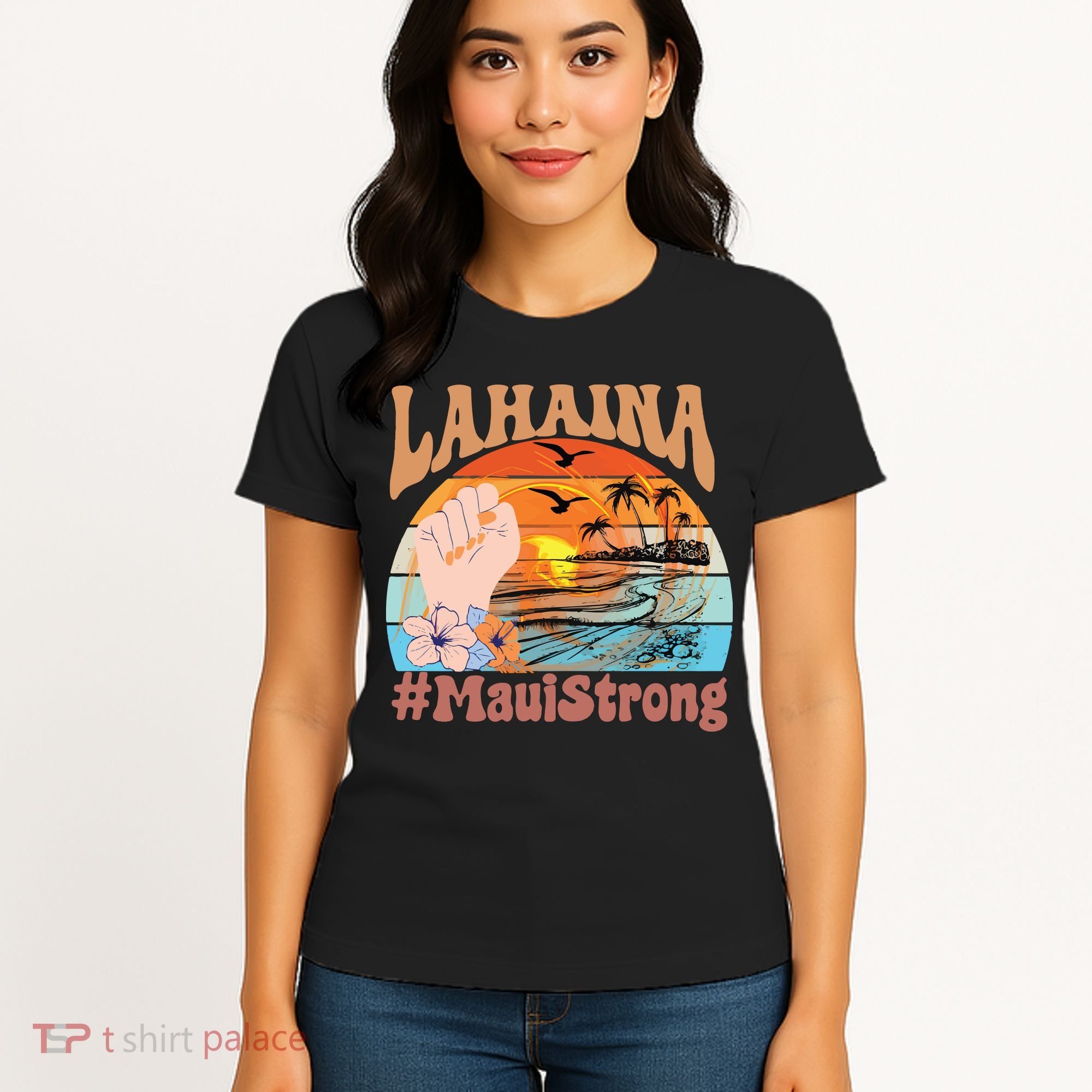 Maui Strong Lahaina Banyan Tree Maui Hawaii Shoreline Women's T-Shirt
