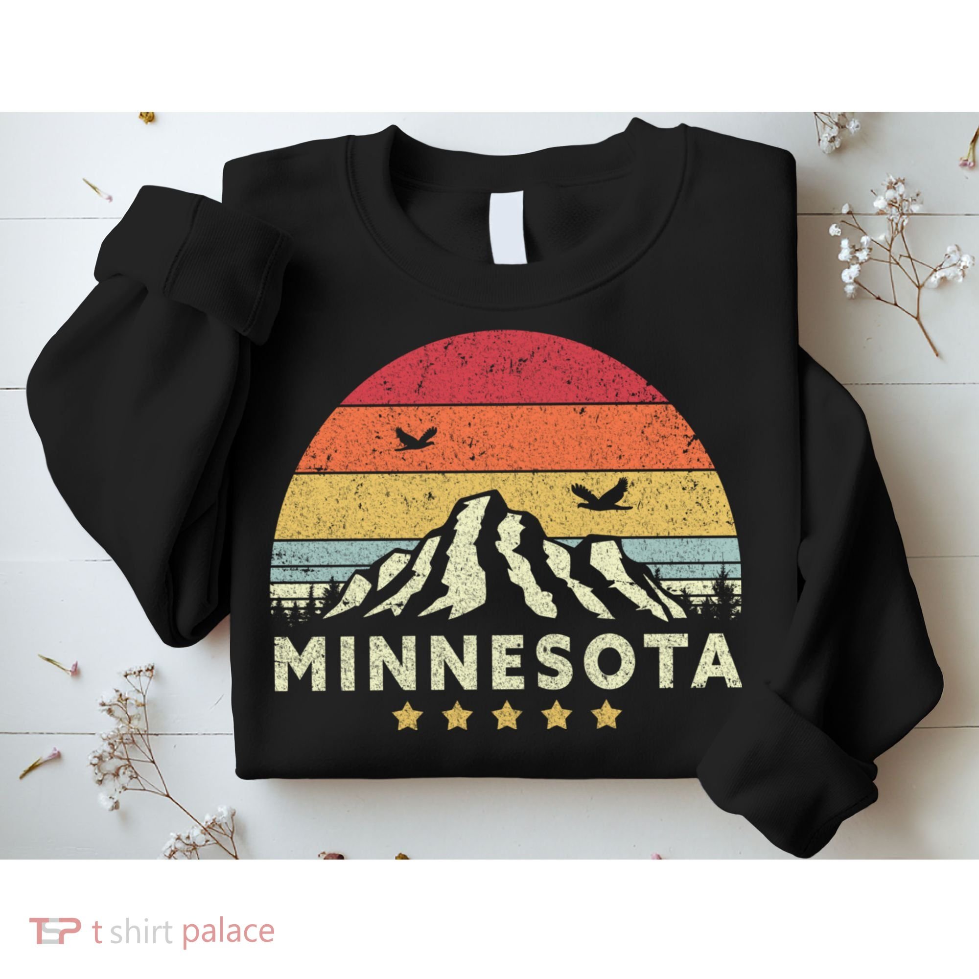 Minnesota Shirt. Retro Style MN, USA Sweatshirt