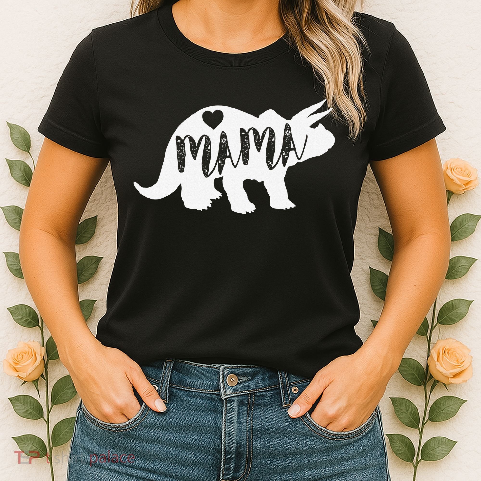 Mama Triceratops Dinosaur Funny Gift For Mother Day Women's T-Shirt