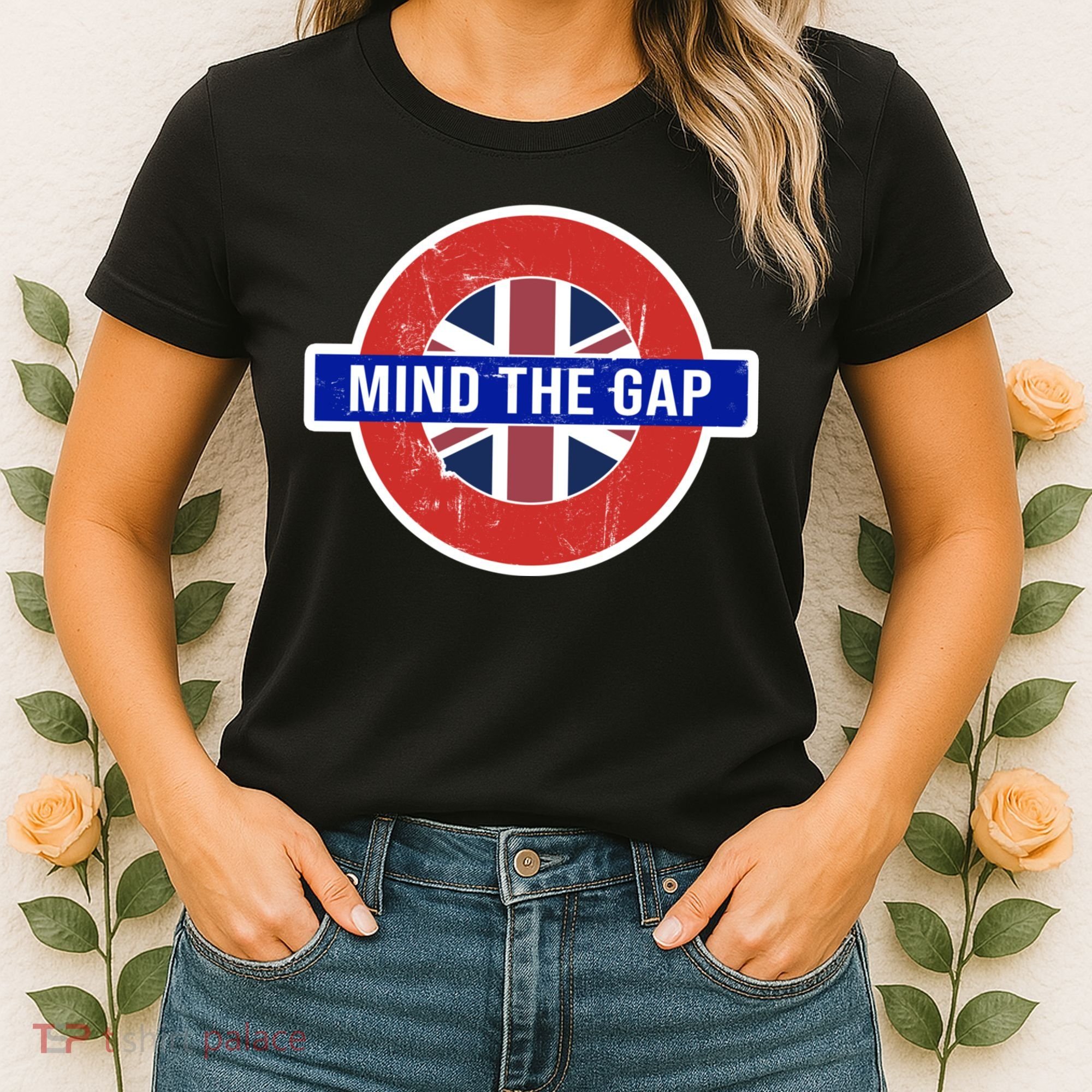 Mind The Gap Great London Vacation Tourist / Travel Gift Women's T-Shirt