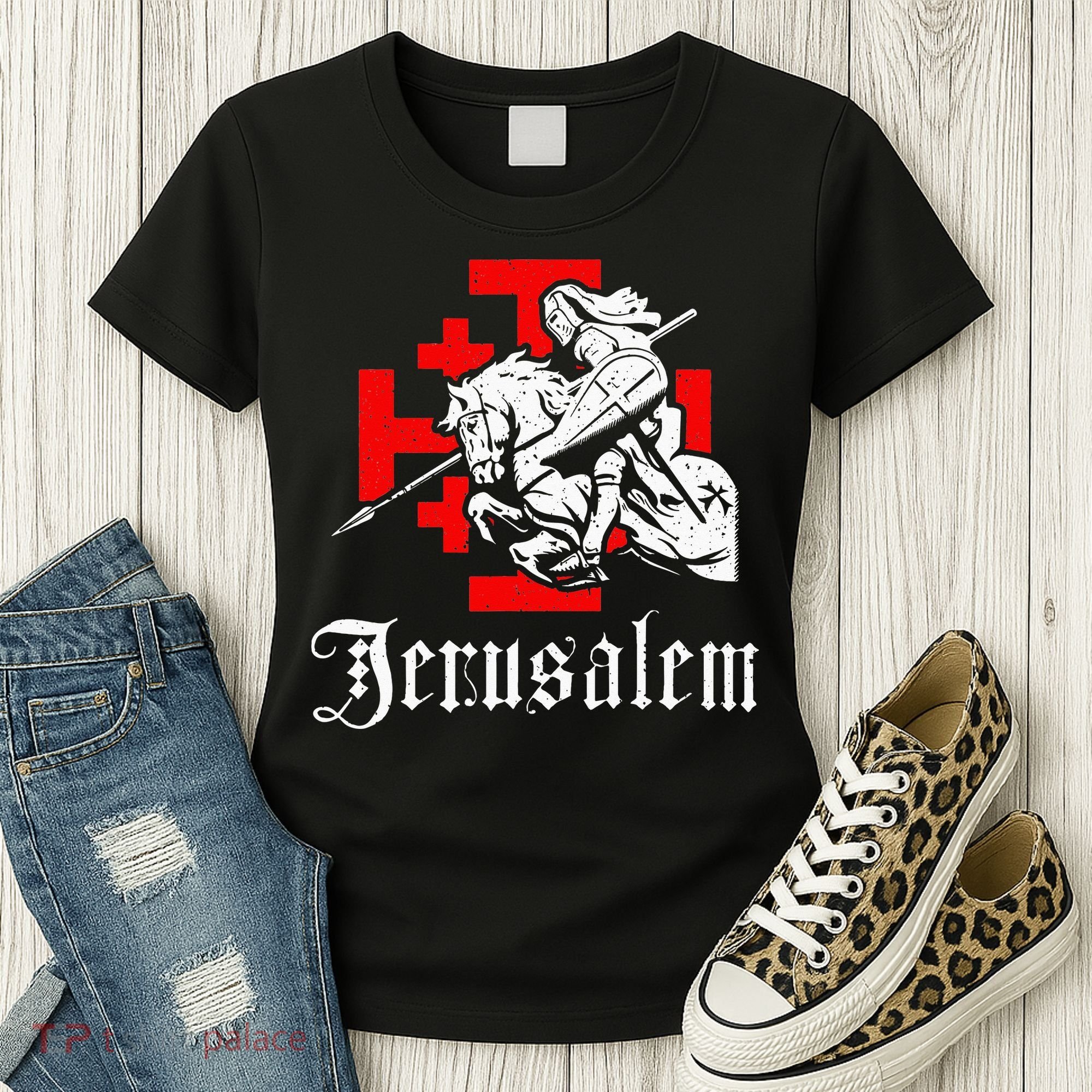 Medieval Templar Knight On War Horse Jerusalem Cross Women's T-Shirt
