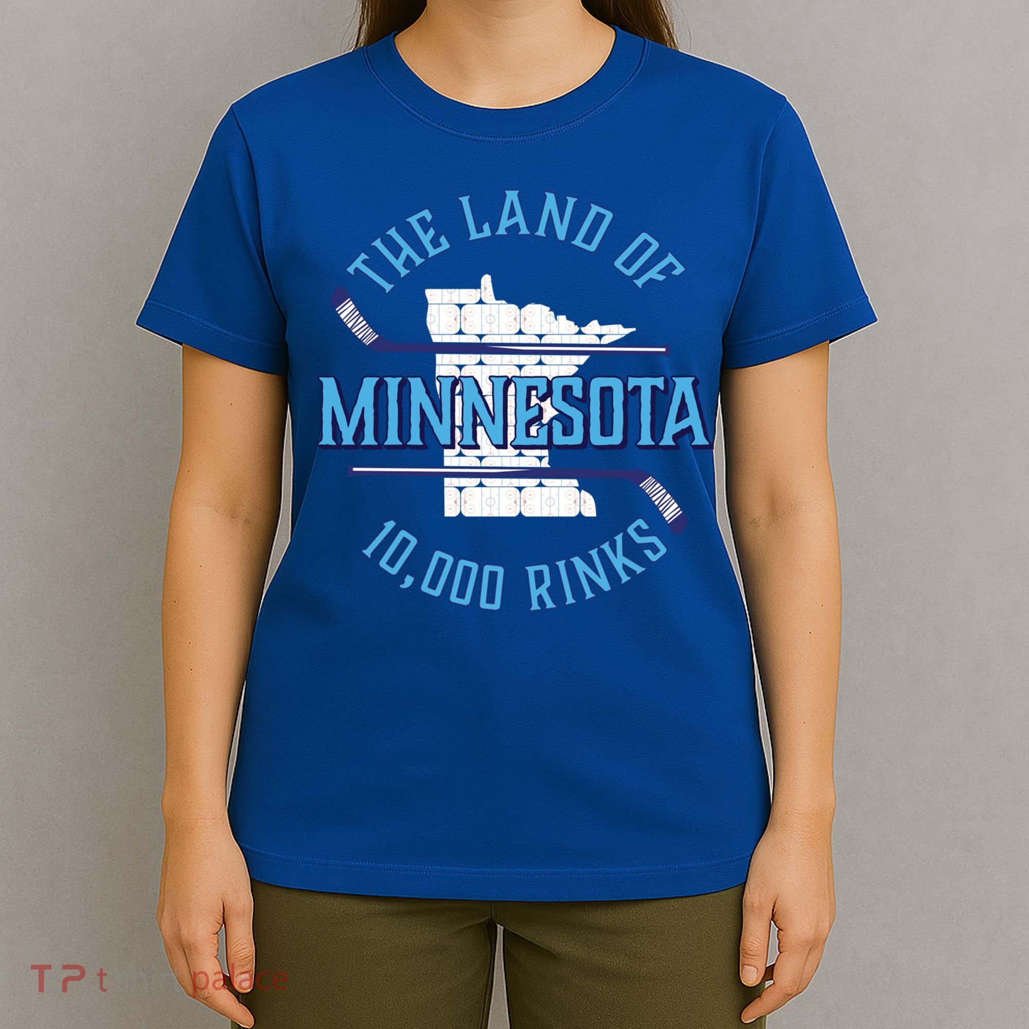 Minnesota The Land Of 10 000 Rinks Cool Gift Hockey Gift T-Shirt