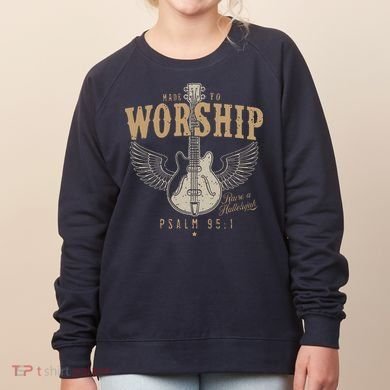 Made To Worship Psalm 95 1 Guitar Women's Sweatshirt