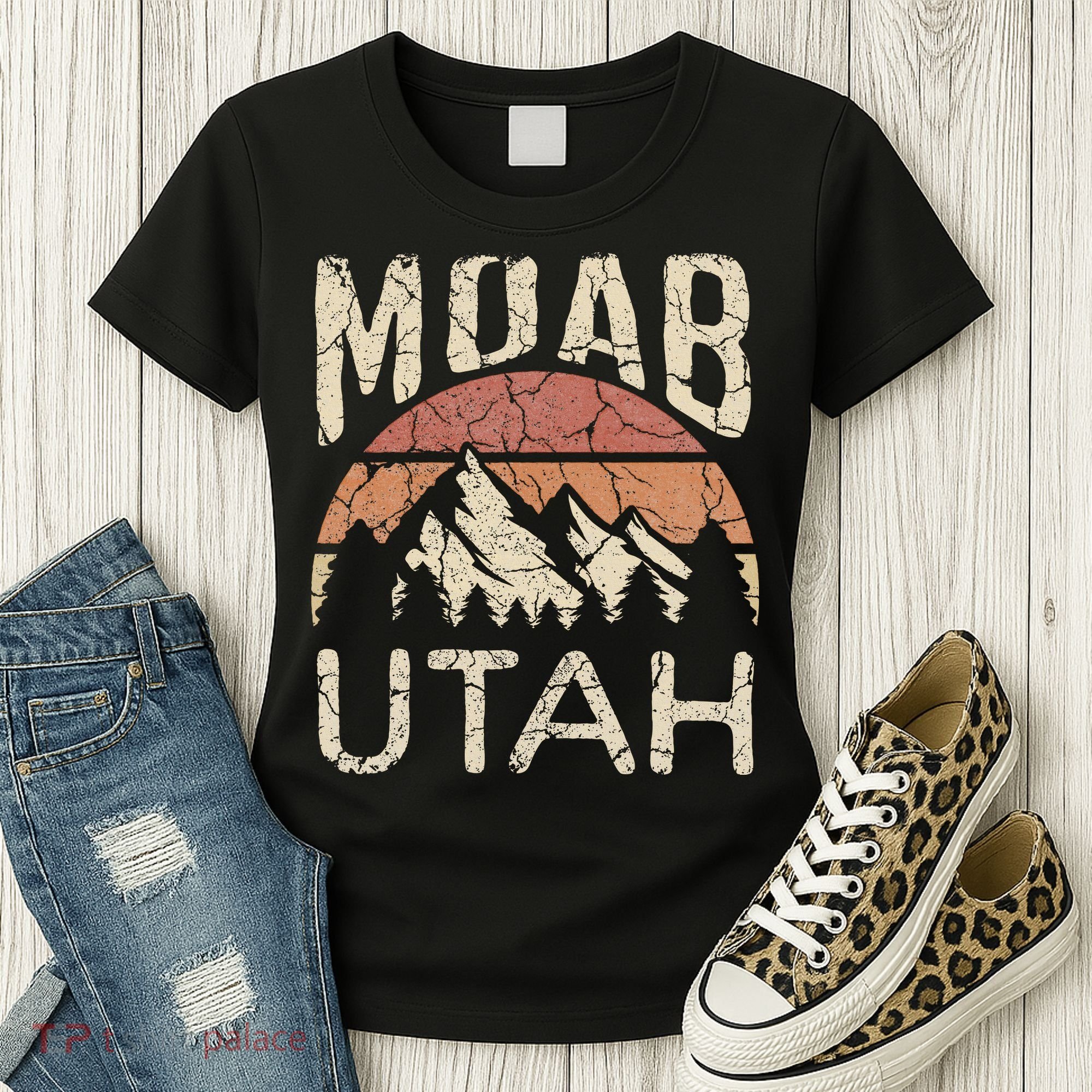 Moab Utah Nature Hiking Outdoors Women's T-Shirt