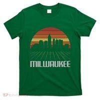 Milwaukee Usa Retro Vintage Sunset Skyline Milwaukee T-Shirt thumb 0