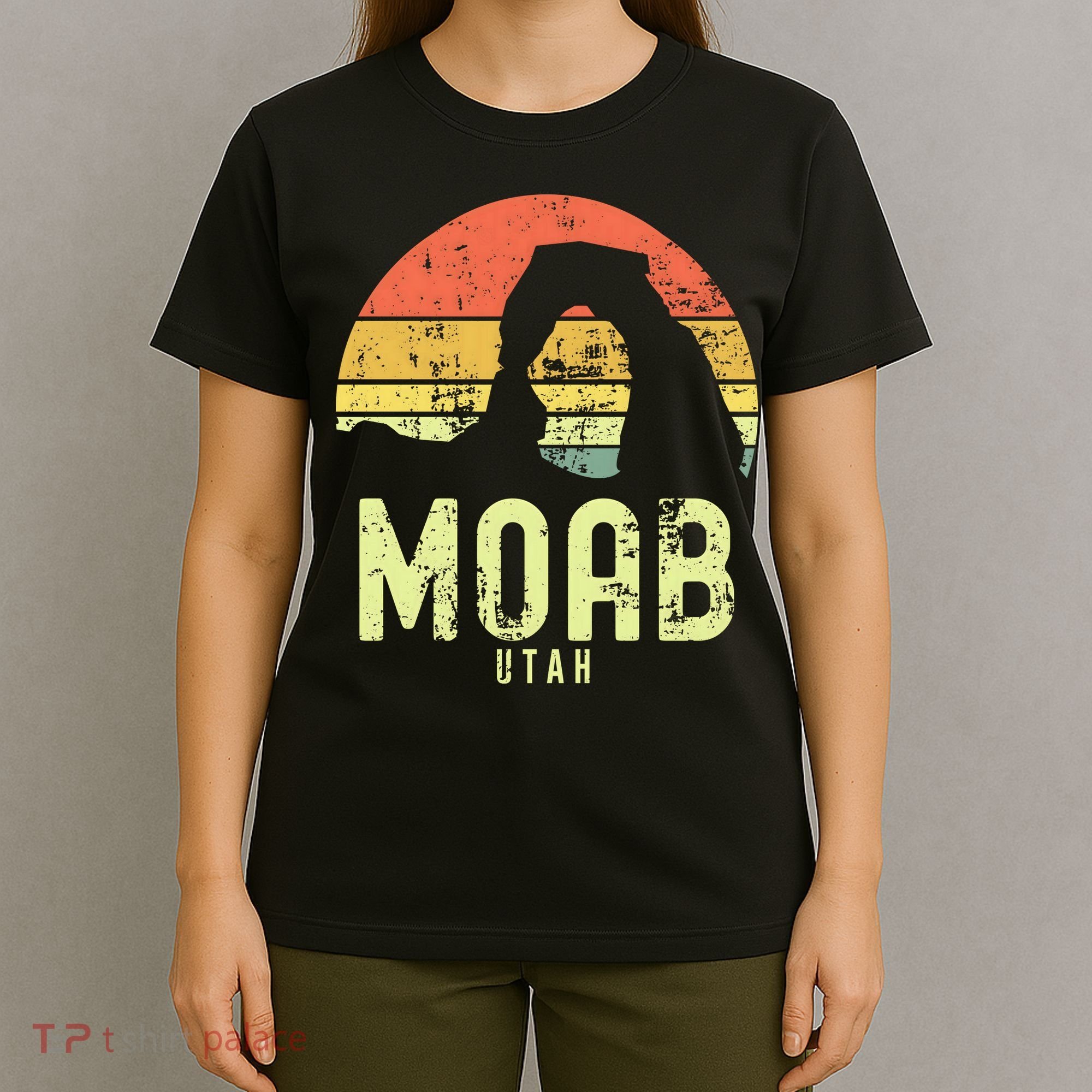 Moab Utah Vintage Sunset Arches Adventure Outdoors Meaningful T-Shirt