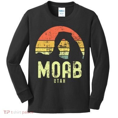 Moab Utah Vintage Sunset Arches Adventure Outdoors Meaningful Kids Long Sleeve Shirt