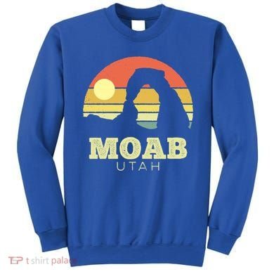 Moab Utah Vintage Sunset Arches Adventure Outdoors Meaningful Gift Sweatshirt