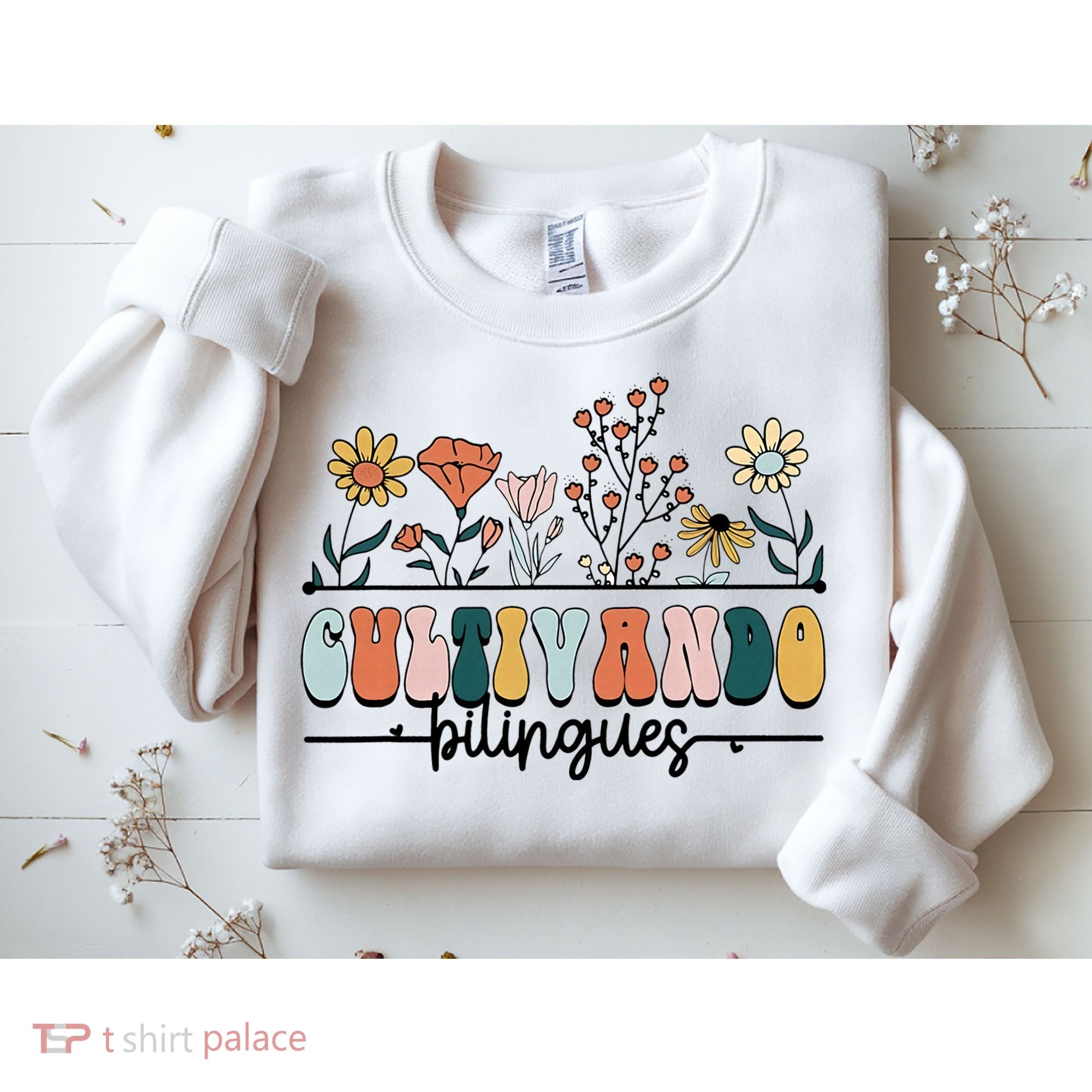 Maestra Wild Flowers Cultivando Bilingues Spanish Teacher Sweatshirt