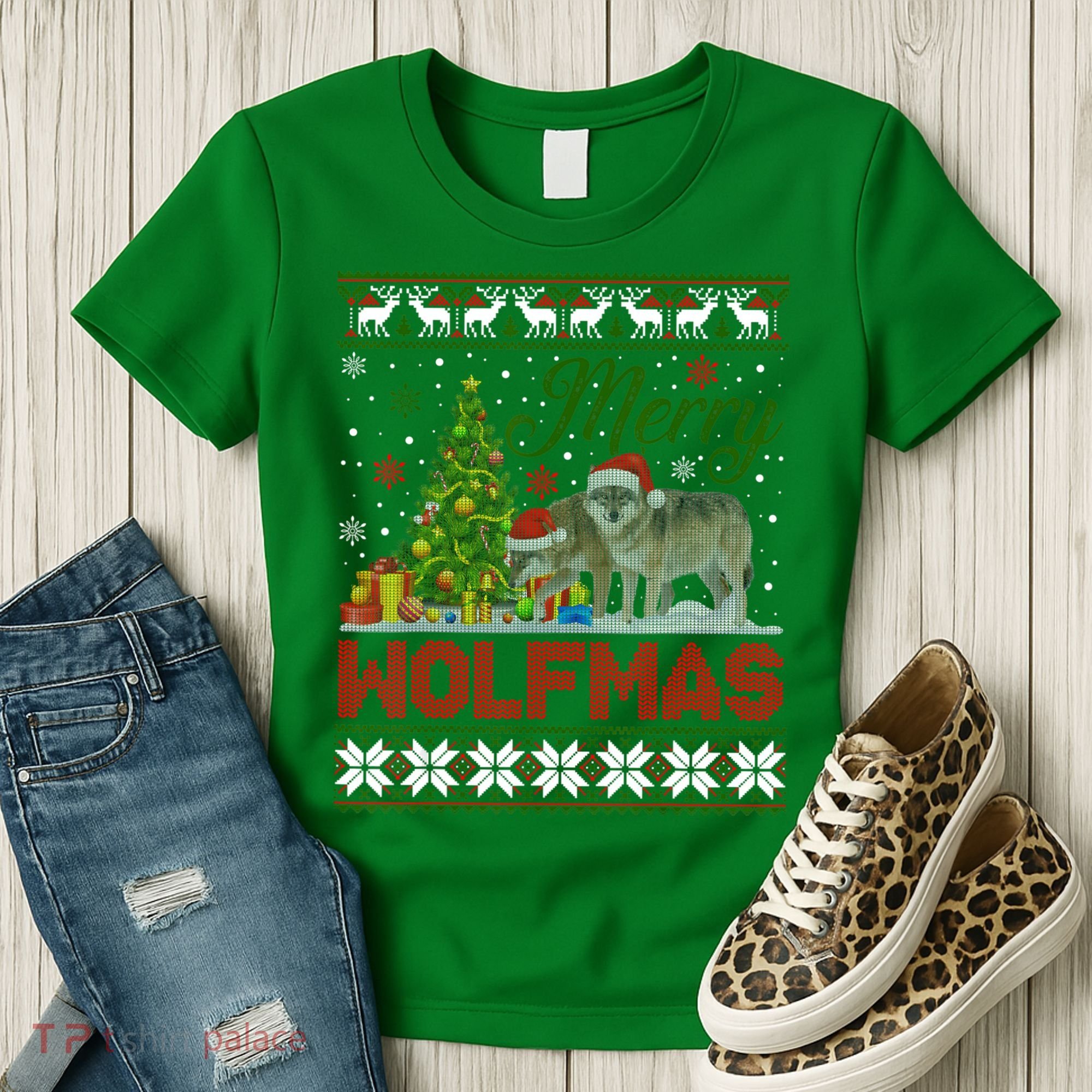 Merry Wolfmas Wolf Christmas Tree Funny Animal Lovers Xmas Women's T-Shirt