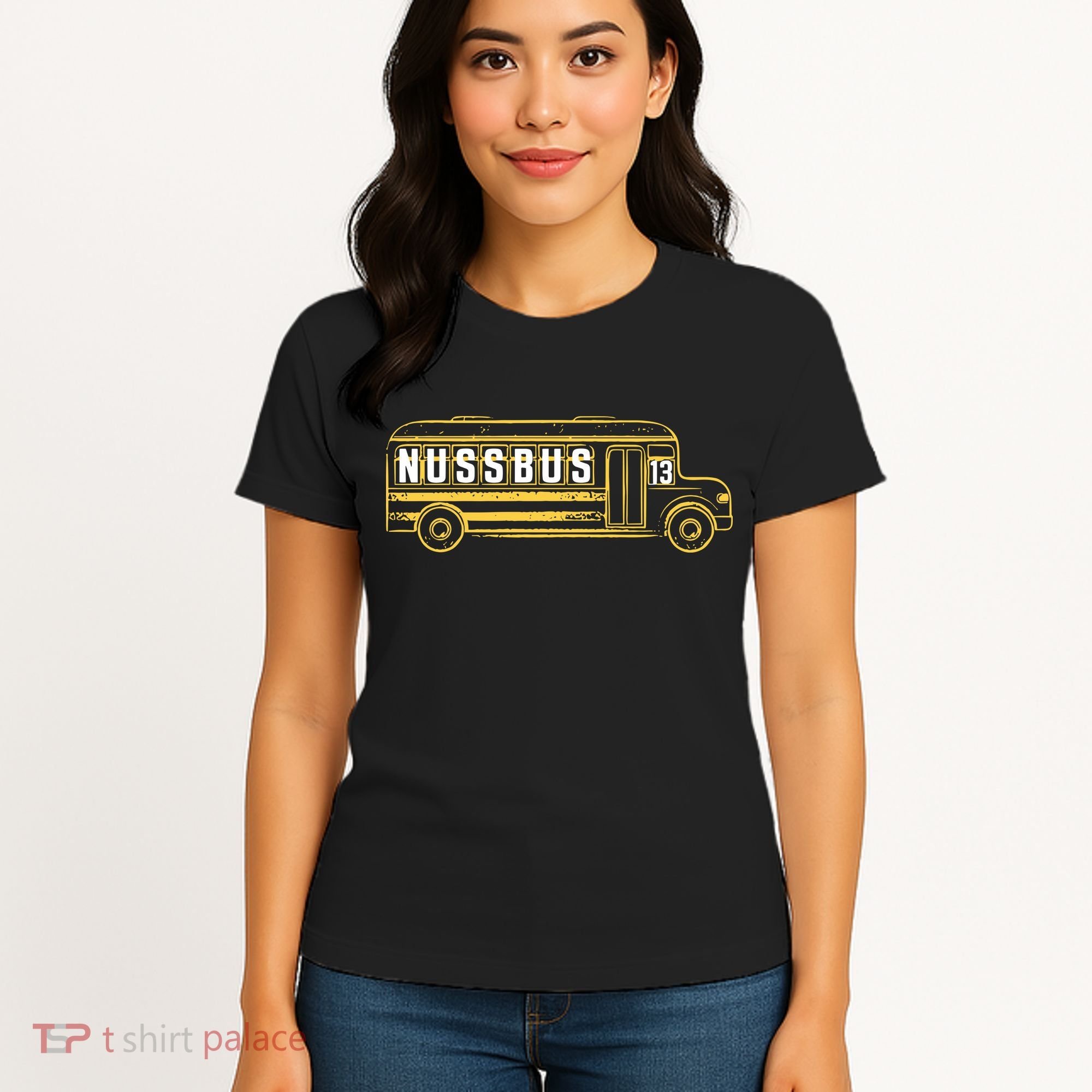 Nussbus 13 Women's T-Shirt