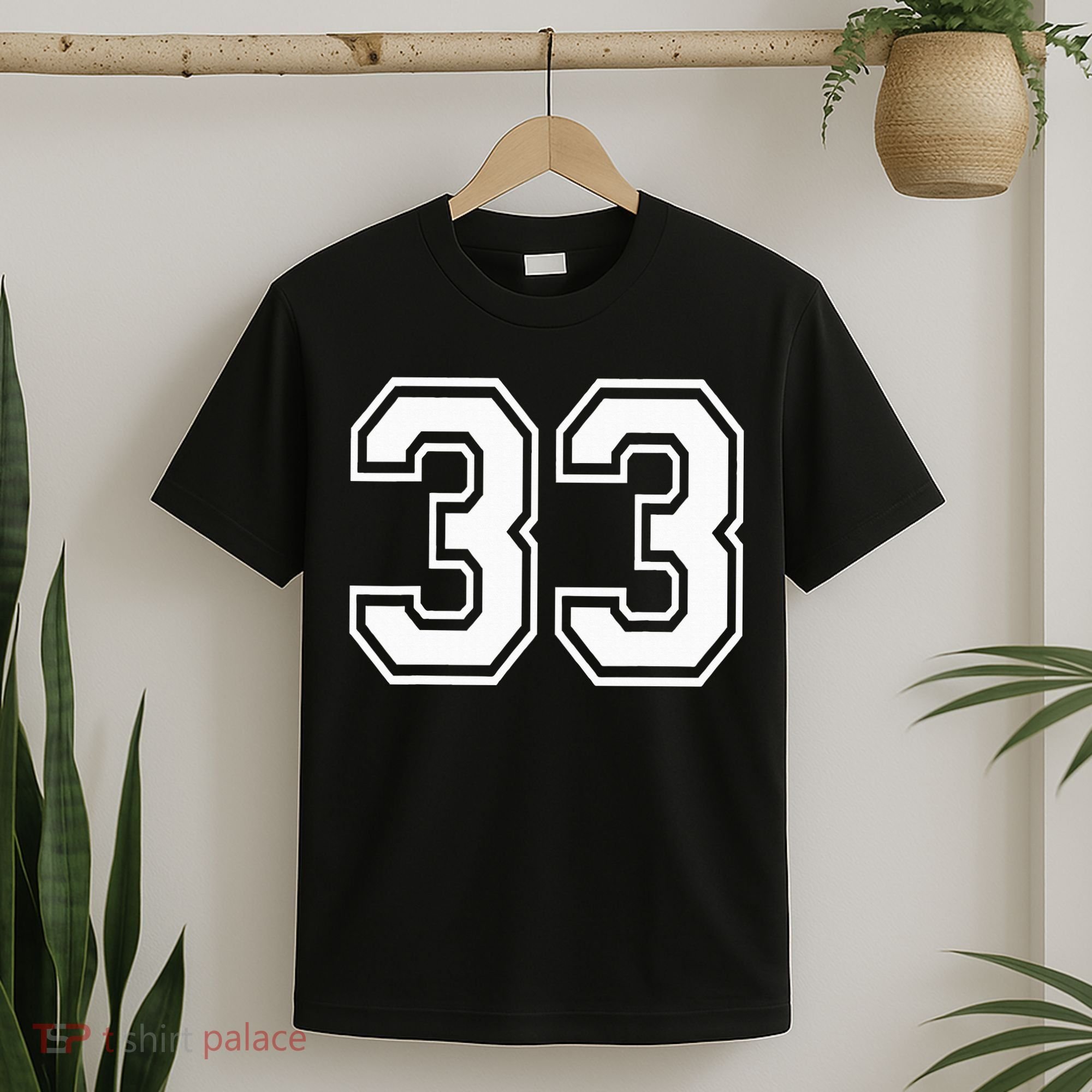 Number 33 Varsity Sports Team Jersey 33rd Birthday 33 Years T-Shirt