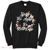 Nadie Me Ayuda En Esta Casa Funny Gift Sweatshirt thumb 0
