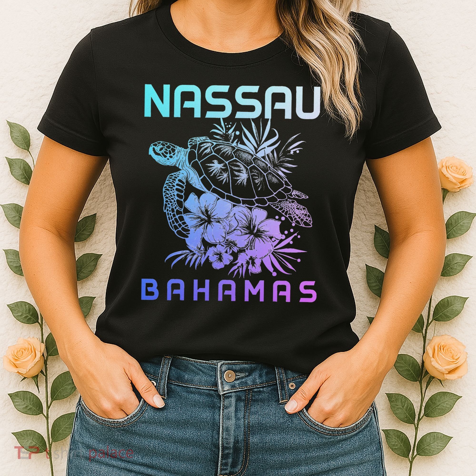Nassau Bahamas Sea Turtle Diving Surfer Souvenir Women's T-Shirt