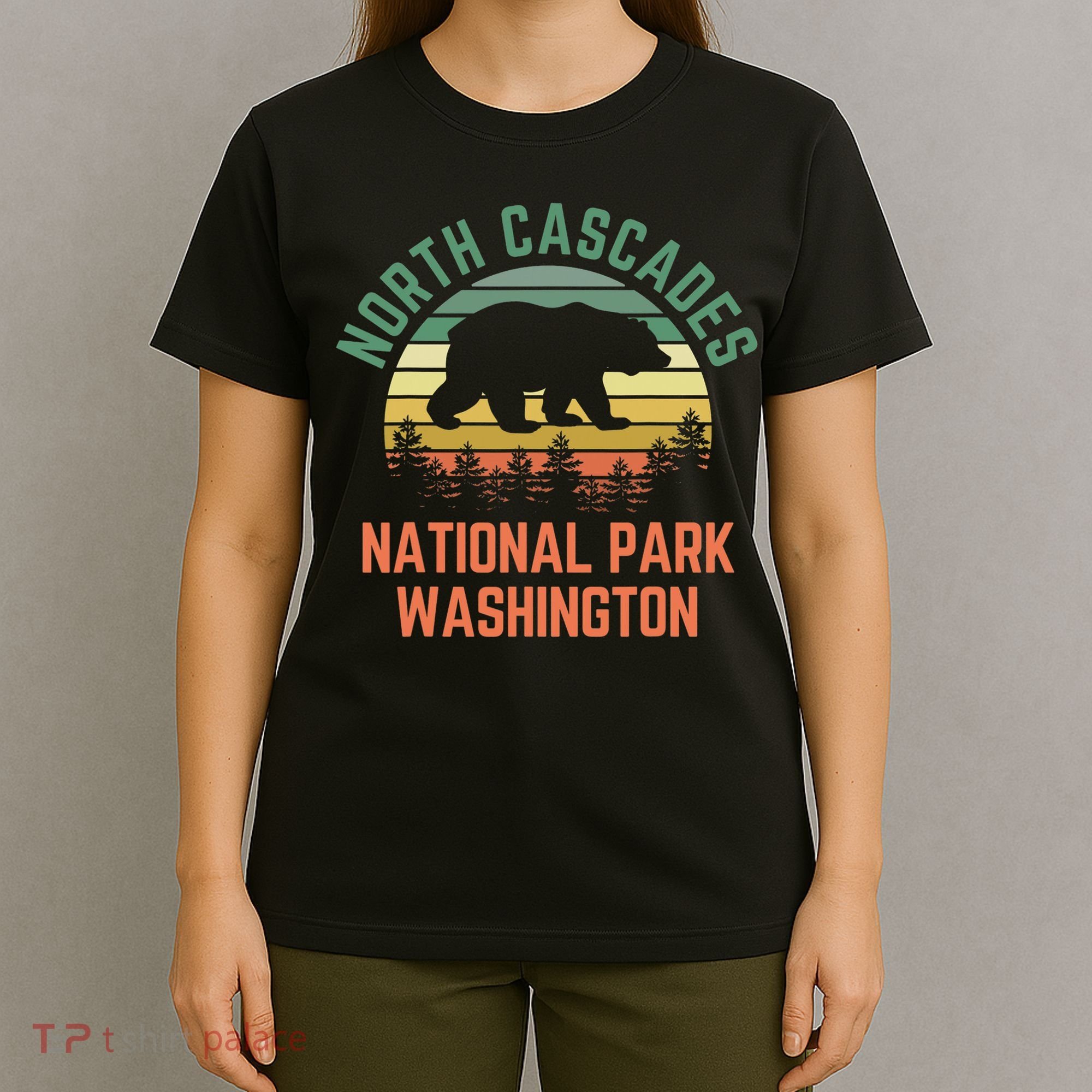 North Cascades National Park Washington Bear Hiking Retro T-Shirt