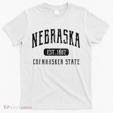 Nebraska Distressed Sports Design T-Shirt